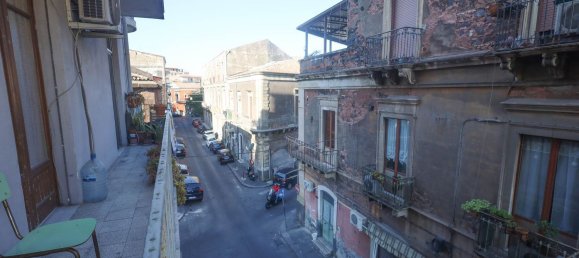 Apartamento de 4 habitaciónes en Catania, Italy No. 286395 11