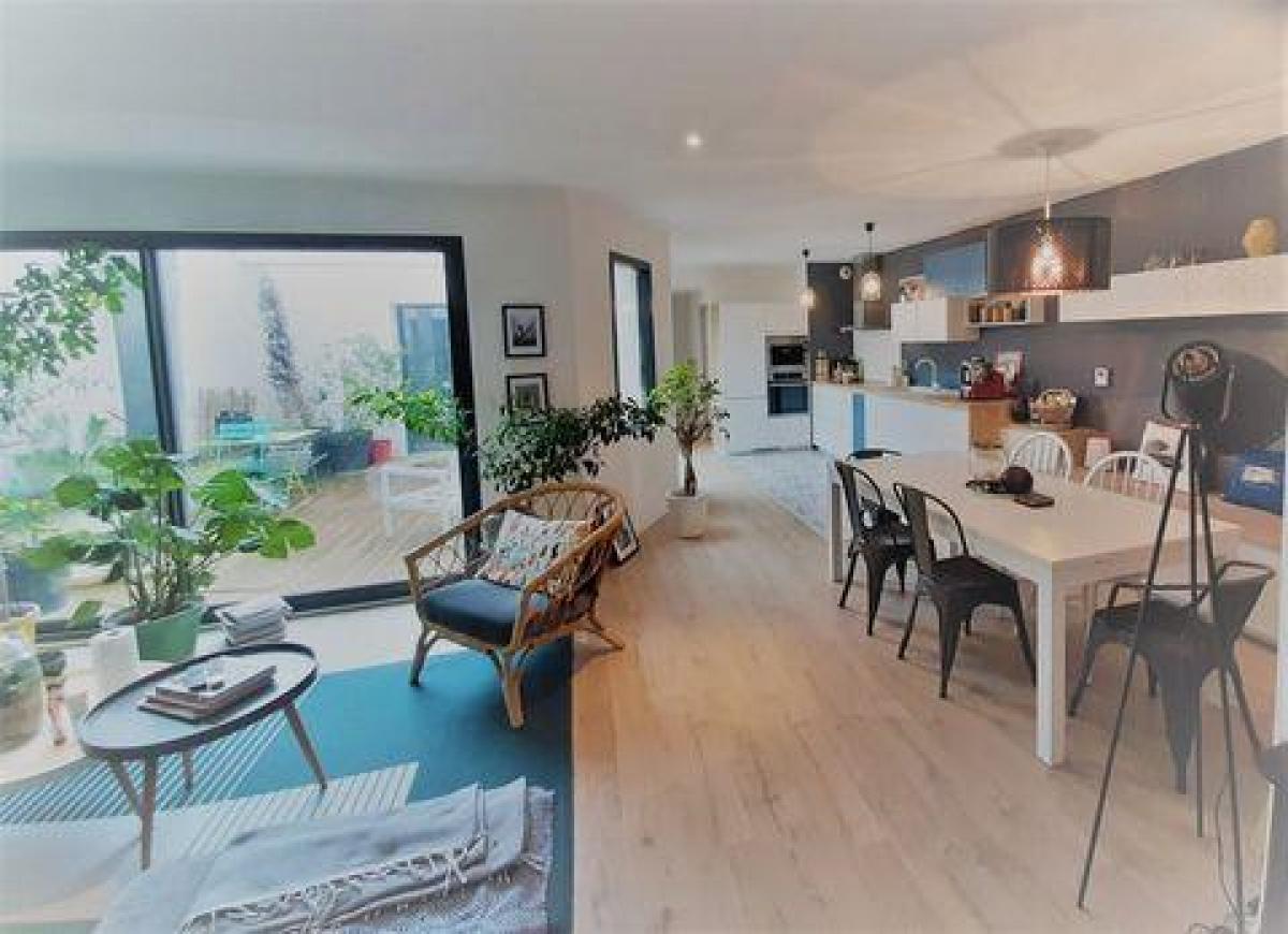 3 Schlafzimmer Haus in Talence, France, Nr. 11084