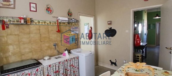 2 bedrooms Apartment in Livorno, Italy No. 273469 9