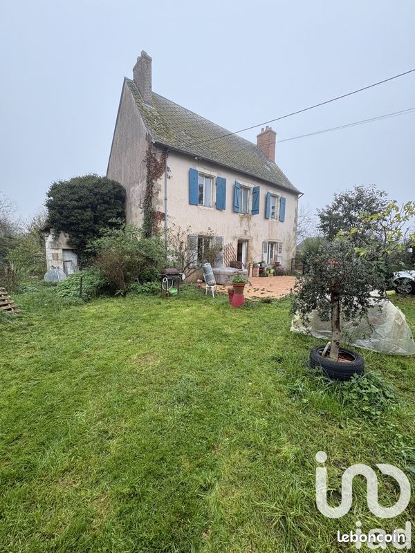 Casa de 5 dormitorios en Etrechy, France No. 216350