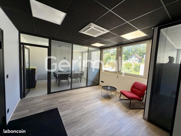 Büro in Haute-Savoie, France 123m², Nr. 289949