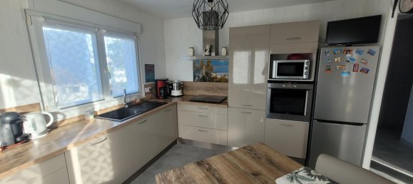 4 bedrooms House in Locmine, France No. 202304 4