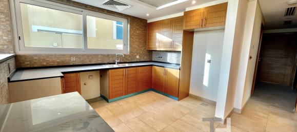 4 bedrooms Villa in Jumeirah Park, UAE No. 28460 6