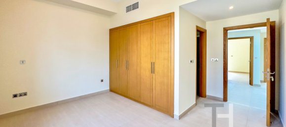 4 bedrooms Villa in Jumeirah Park, UAE No. 28460 13