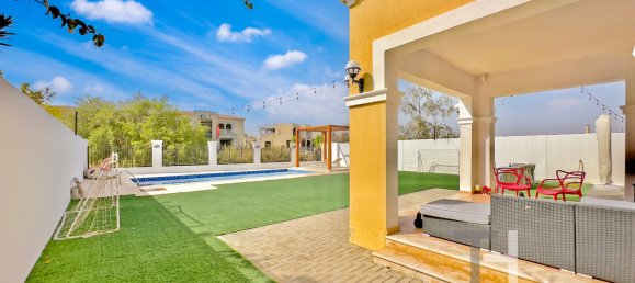 4 bedrooms Villa in Jumeirah Park, UAE No. 28460 16