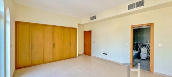 4 bedrooms Villa in Jumeirah Park, UAE No. 28460 12