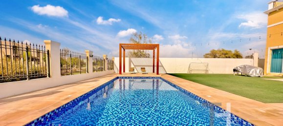 4 bedrooms Villa in Jumeirah Park, UAE No. 28460 9