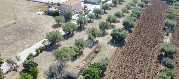 Terreno en Giulianova, Italy 900 m² No. 74320 12
