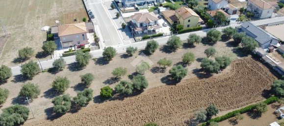 Terreno en Giulianova, Italy 900 m² No. 74320 4