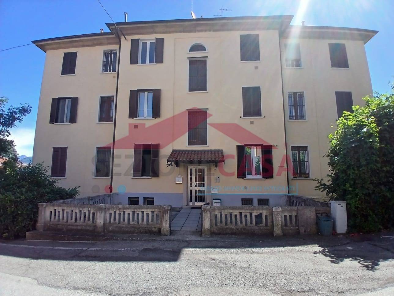 2 غرف نوم شقة في Lurago d'Erba, Italy رقم 304537