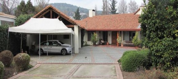 5 bedrooms House in Santiago, Chile No. 3458 2