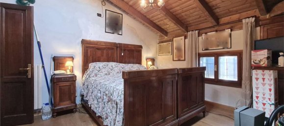 5 rooms Apartment in Modena, Italy No. 213432 21