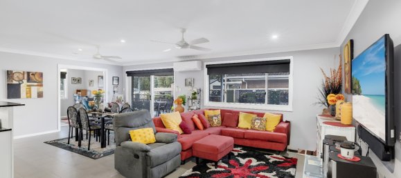 4 bedrooms House in Wauchope, Australia No. 450 5