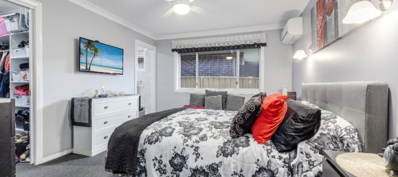 4 bedrooms House in Wauchope, Australia No. 450 8