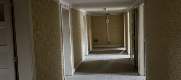 Büro in Saint-Die-des-Vosges, France 837m², Nr. 42267 10