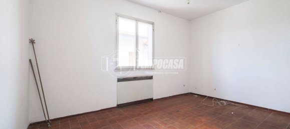 3 bedrooms House in Ravenna, Italy No. 299116 11