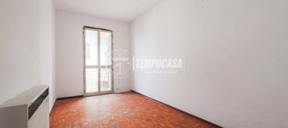 3 bedrooms House in Ravenna, Italy No. 299116 4