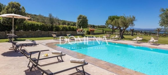 Villa de 18 habitaciónes en Tuoro sul Trasimeno, Italy No. 54202 3