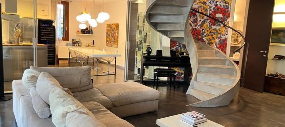 5 rooms Apartment in Monza, Italy No. 34151 7