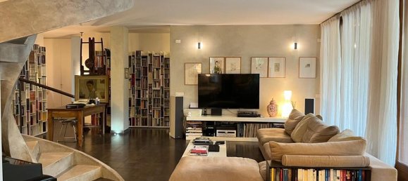 5 rooms Apartment in Monza, Italy No. 34151 11