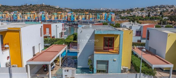 3 Schlafzimmer Villa in Albufeira, Portugal, Nr. 259451 24