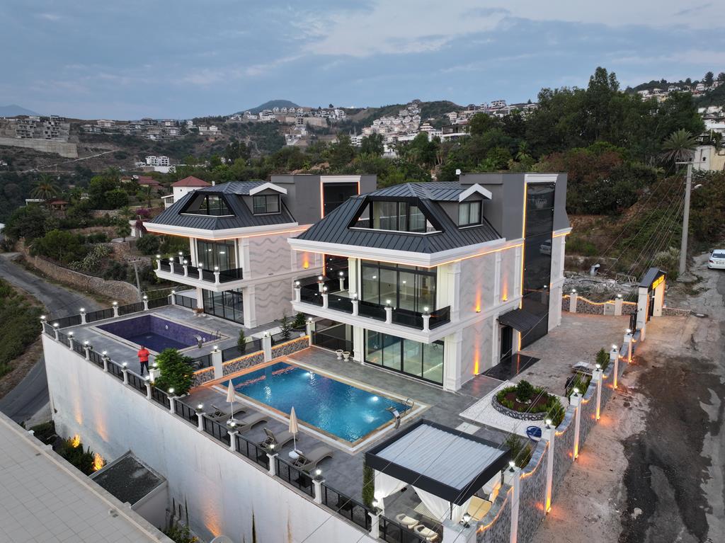 Villa 4+2 à Alanya, Turkey No. 49344