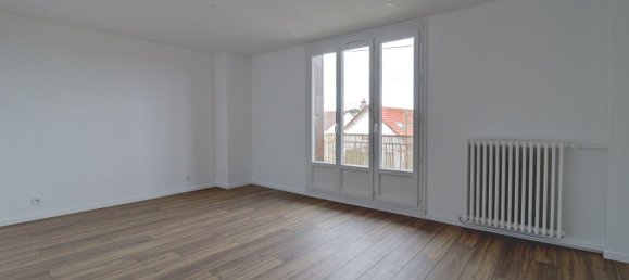 2 غرف نوم شقة في Poissy, France رقم 180219 2