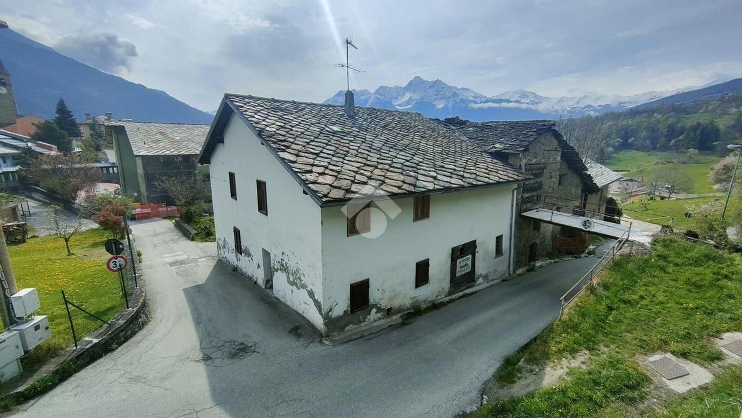 Casa de 6 divisões em Gignod, Italy N.º 238827