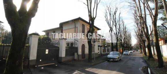 4 rooms Apartment in Cusano Milanino, Italy No. 72146 40