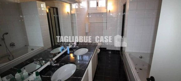 4 rooms Apartment in Cusano Milanino, Italy No. 72146 30