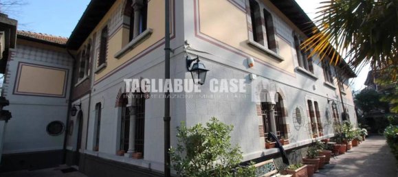 4 rooms Apartment in Cusano Milanino, Italy No. 72146 36