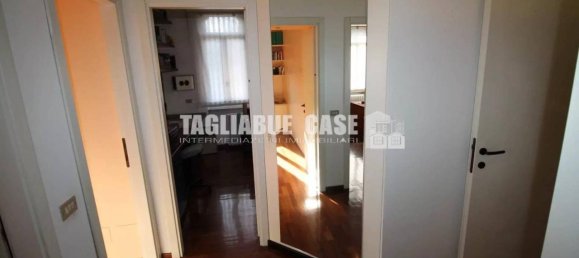 4 rooms Apartment in Cusano Milanino, Italy No. 72146 19