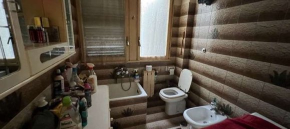 5 rooms Apartment in Rome, Italy No. 268682 13