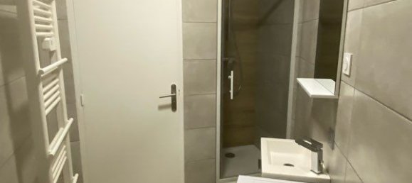 Дом с 2 комнатами в Мен и Луара, Франция № 337478 3