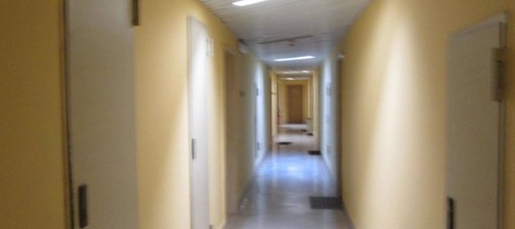 2-Zimmer Büro in Naples, Italy, Nr. 8984 8