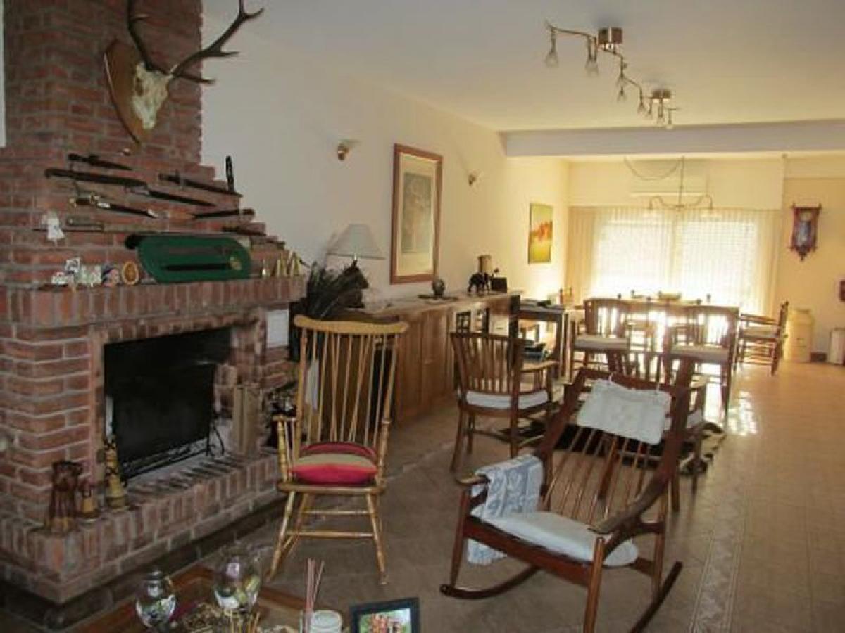 3 Schlafzimmer Haus in General San Martin, Argentina, Nr. 93841