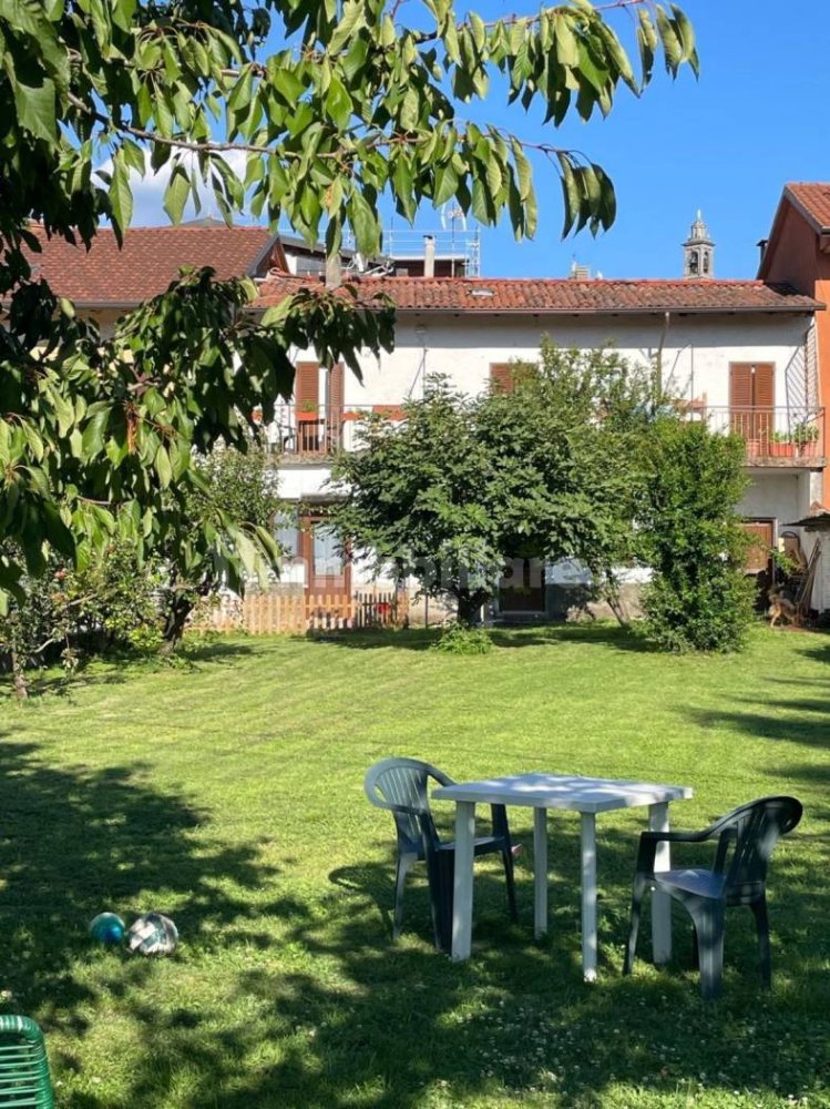 4 غرف نوم فيلا في Villa d'Adda, Italy رقم 286880