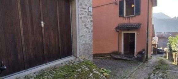 4-salle Maison à Faggeto Lario, Italy No. 12857 26