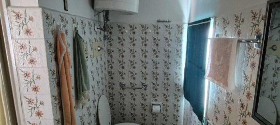 4-salle Maison à Faggeto Lario, Italy No. 12857 52