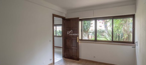 8 bedrooms Villa in Cascais, Portugal No. 119085 46