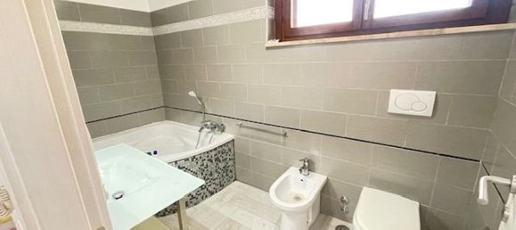 Dúplex de 3 dormitorios en Rome, Italy No. 335066 10