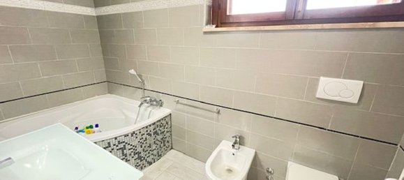 Dúplex de 3 dormitorios en Rome, Italy No. 335066 8