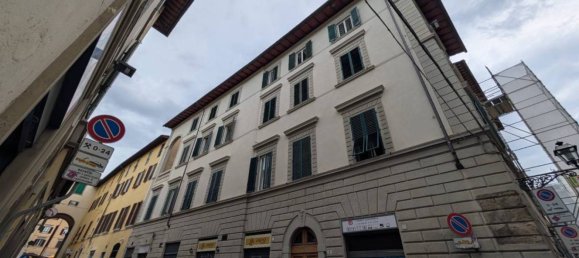 2 bedrooms Apartment in Florence, Italy No. 265773 22