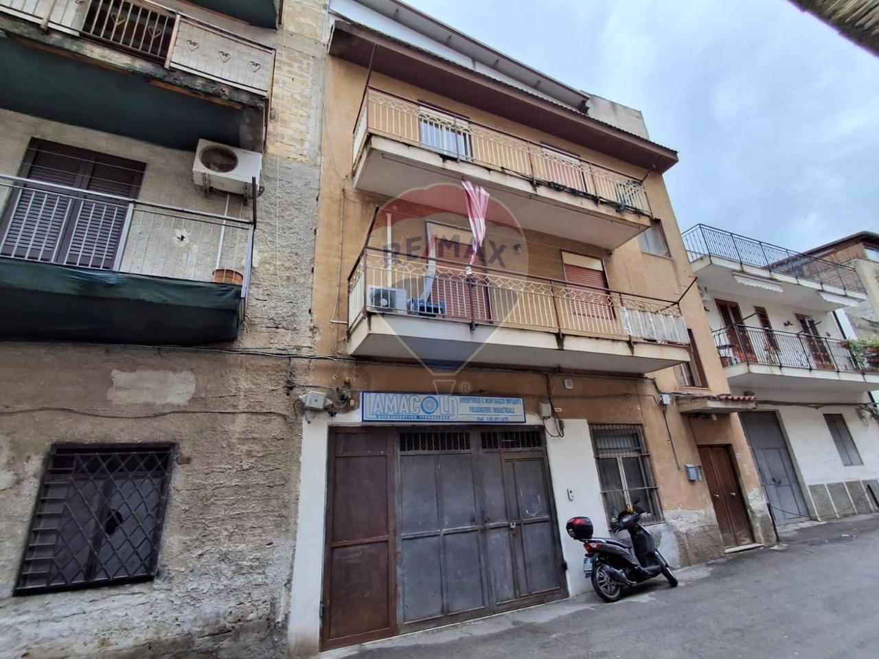 6غرفة شقة في Palermo, Italy رقم 3535