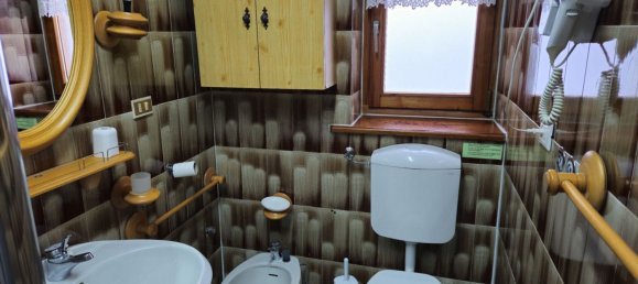 4-salle Appartement à San Pietro di Cadore, Italy No. 270241 10