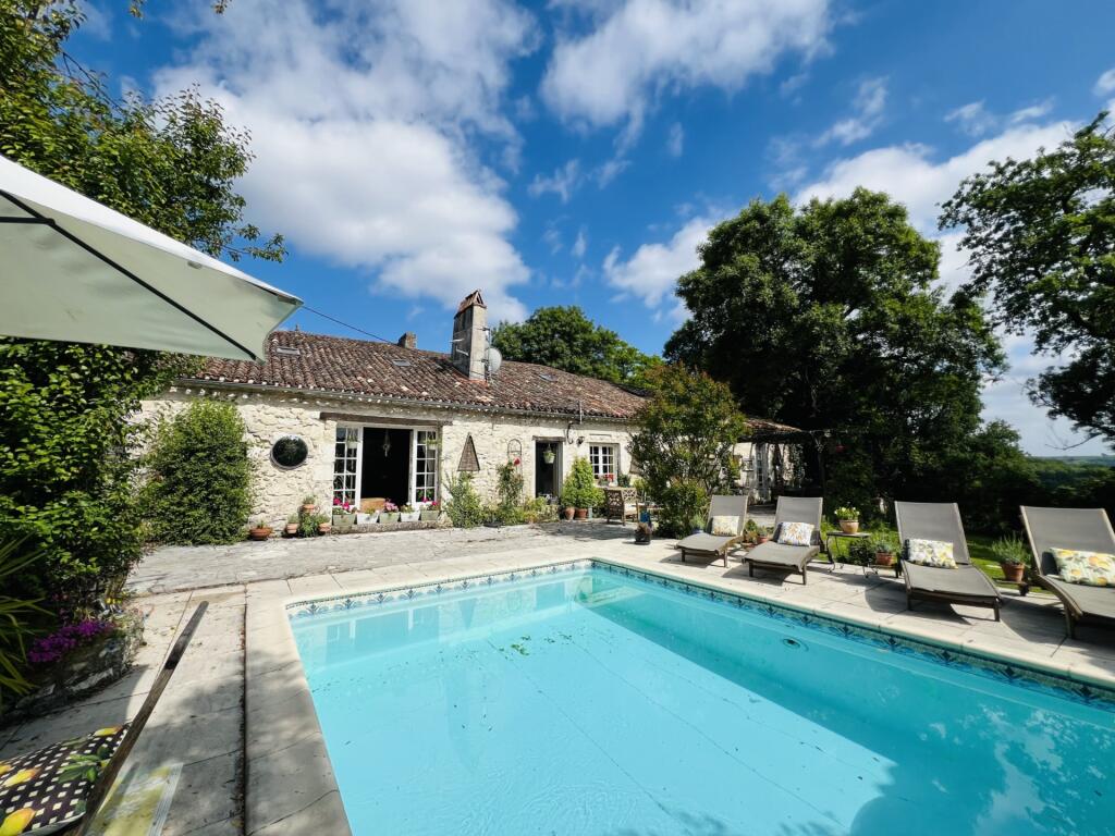 4 غرف نوم منزل في Duras, France رقم 339194