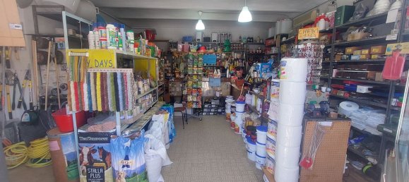 Propriété commerciale à Castagnole delle Lanze, Italy 131m² No. 68140 4