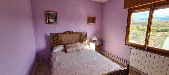 4 Schlafzimmer Haus in Sax, Spain, Nr. 90429 24