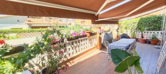  بناية في Cubelles, Spain 244متر مربع رقم 109218 5