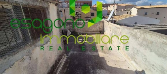 85m² Building in Syracuse, Italy No. 353439 11